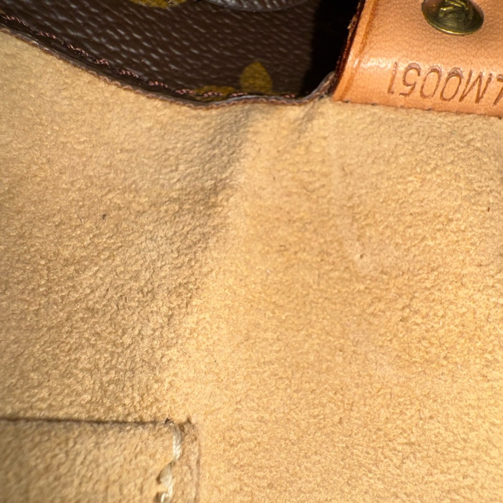 PRICE DROP!!! Louis Vuitton Monogram LUCO Tote - Picture 8 of 14